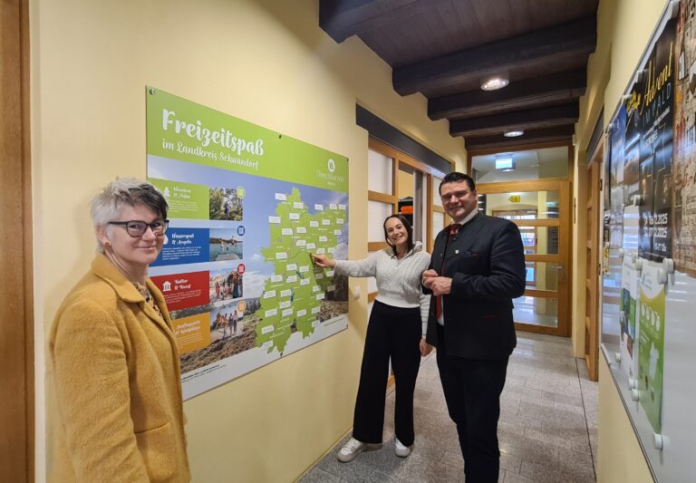 Neue Übersichtskarte im Tourismuszentrum