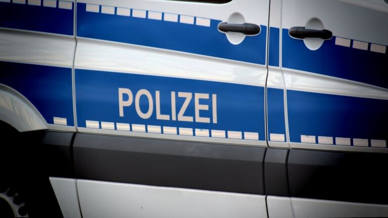 techline-police-2808325_1920
