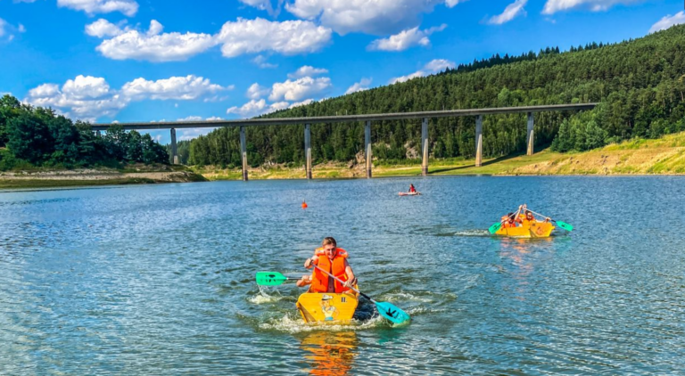 Sautrogrennen am Eixendorfer See (c) Elisabeth Stehr Zweckverband Oberpfälzer Seenland