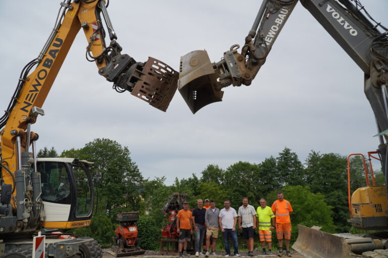 070726 Simmel Baubeginn Fronberger Straße 2