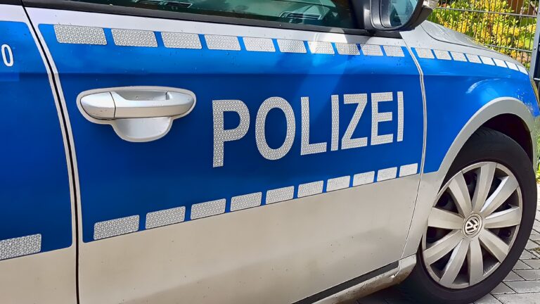 techline-police-2817132