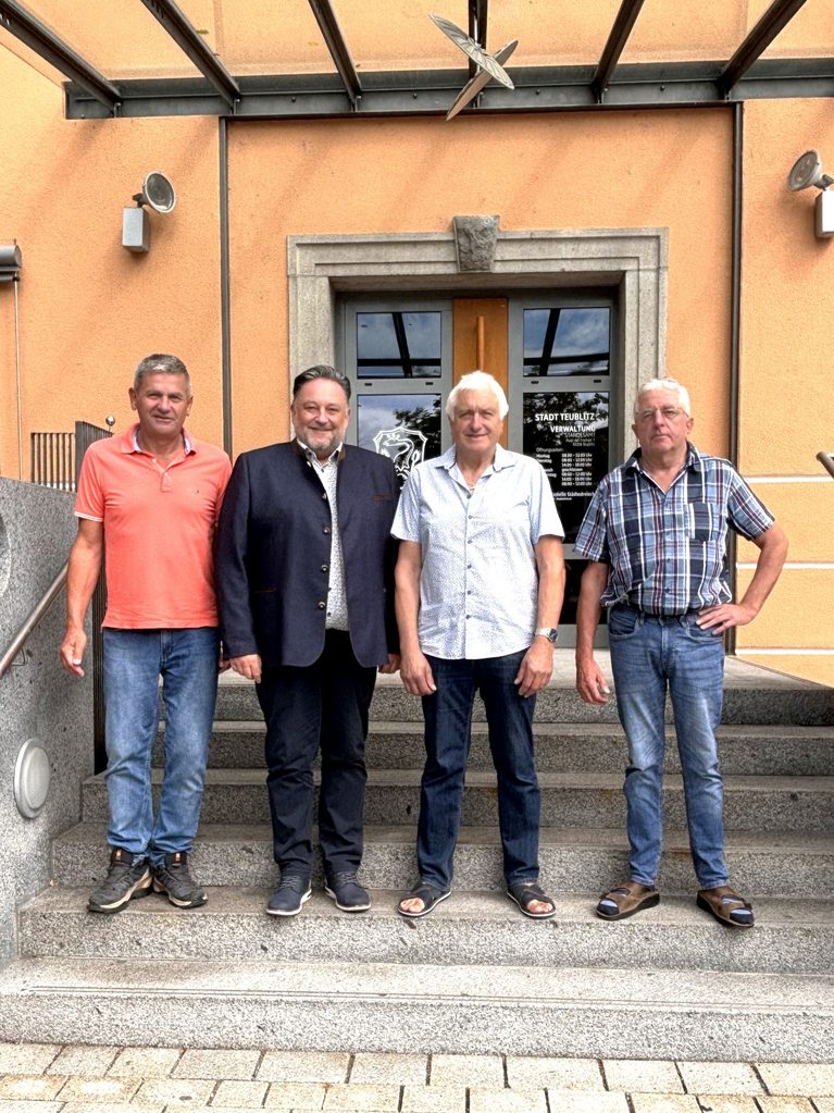 Vereidigung neuer Feldgeschworener Franz Reil für Teublitz (Foto - Thomas Stegerer) 2