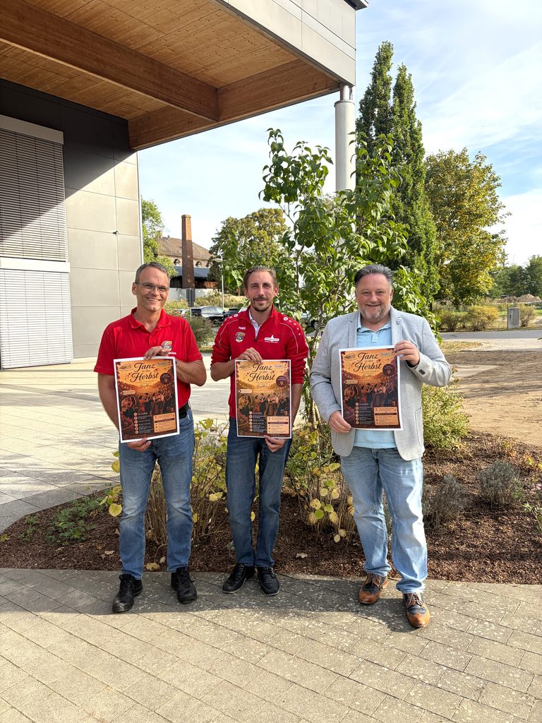 Plakatvorstellung Tanz in den Herbst (2) - (Foto - Julia Lösche)